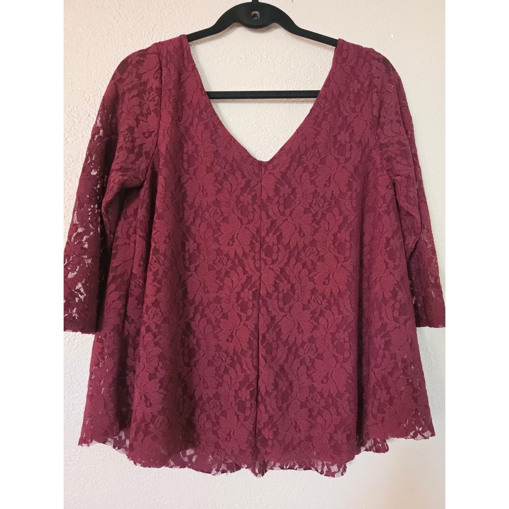 American Eagle Outfitters Burgundy Lace V-Neck 3/4 Sleeve Blouse Top Medium